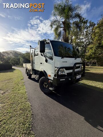 2023 Hino 300 817 Flat Deck Truck
