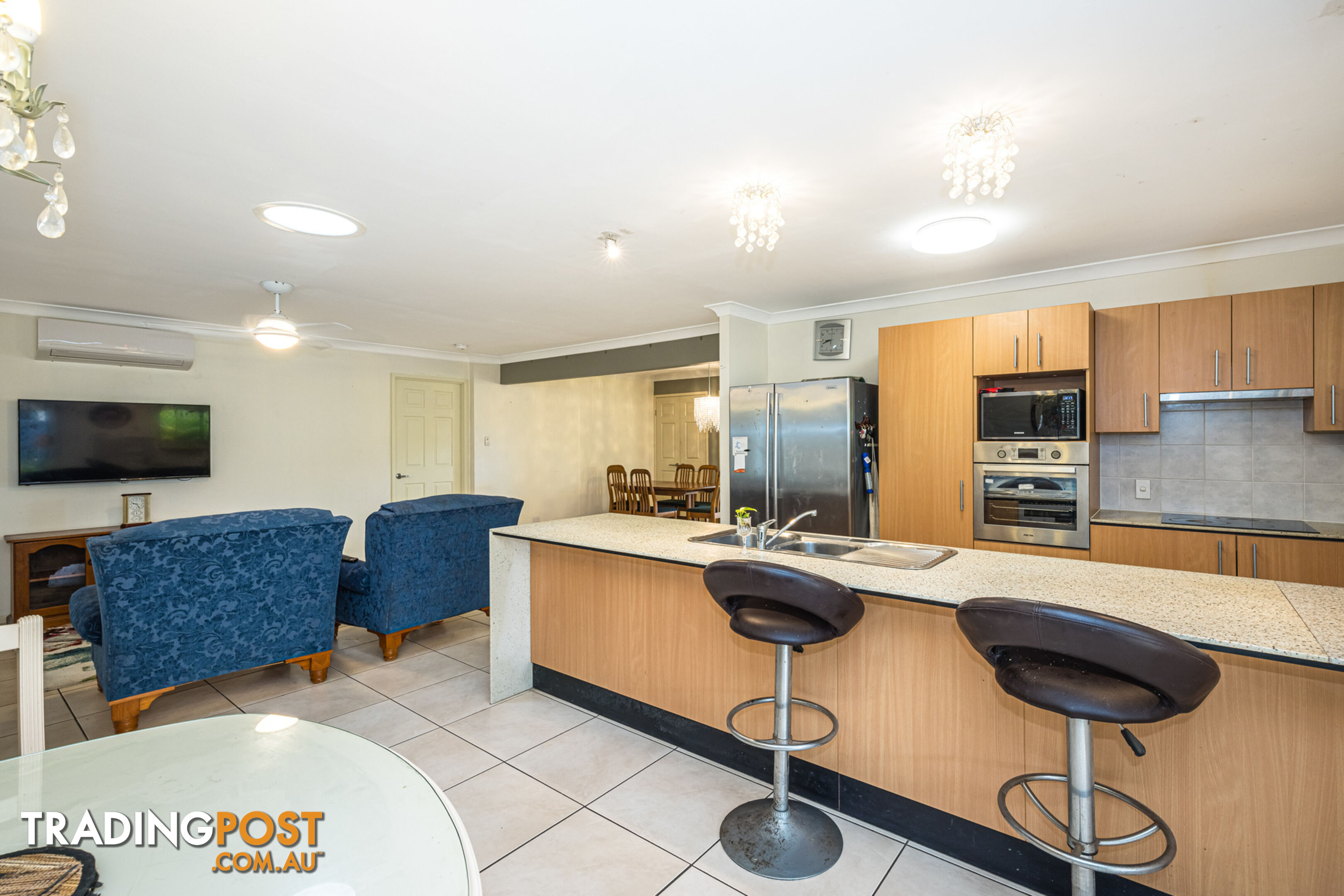 279 Bestmann Road East Sandstone Point QLD 4511