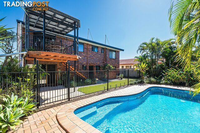 22 Dianthus Avenue Banksia Beach QLD 4507