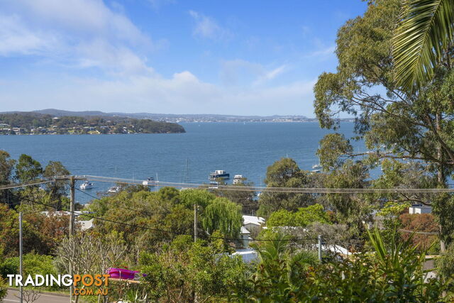 30 Dobell Drive WANGI WANGI NSW 2267