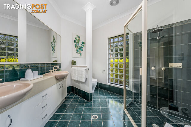 5 Pepperberry Court Cedar Creek QLD 4520