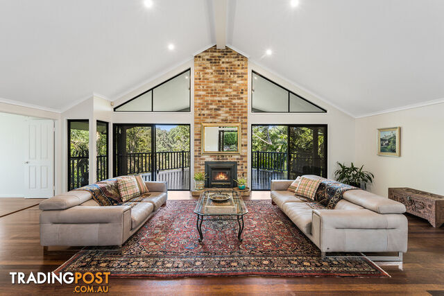 24 Brushwood Drive Samford Valley QLD 4520