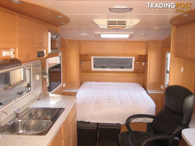 2011 Montana Sapphire - photo 3 of 8