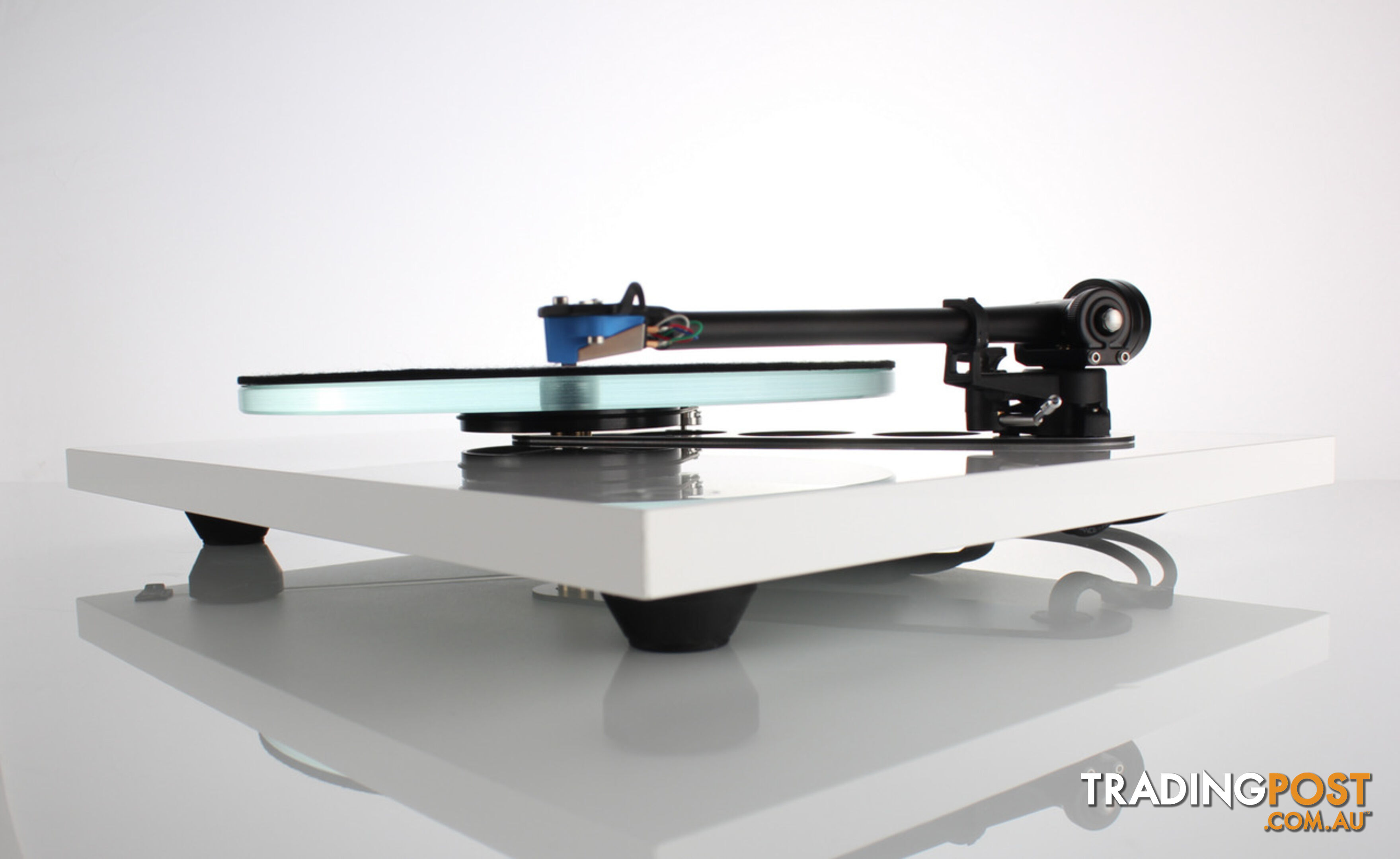 Rega Planar 3 Turntable