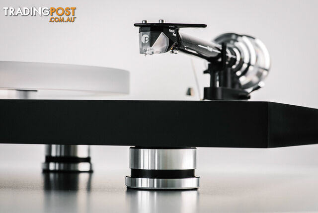 ProJect Debut Reference 10 Turntable with Pick it PRO B Cartridge - photo 3 of 8
