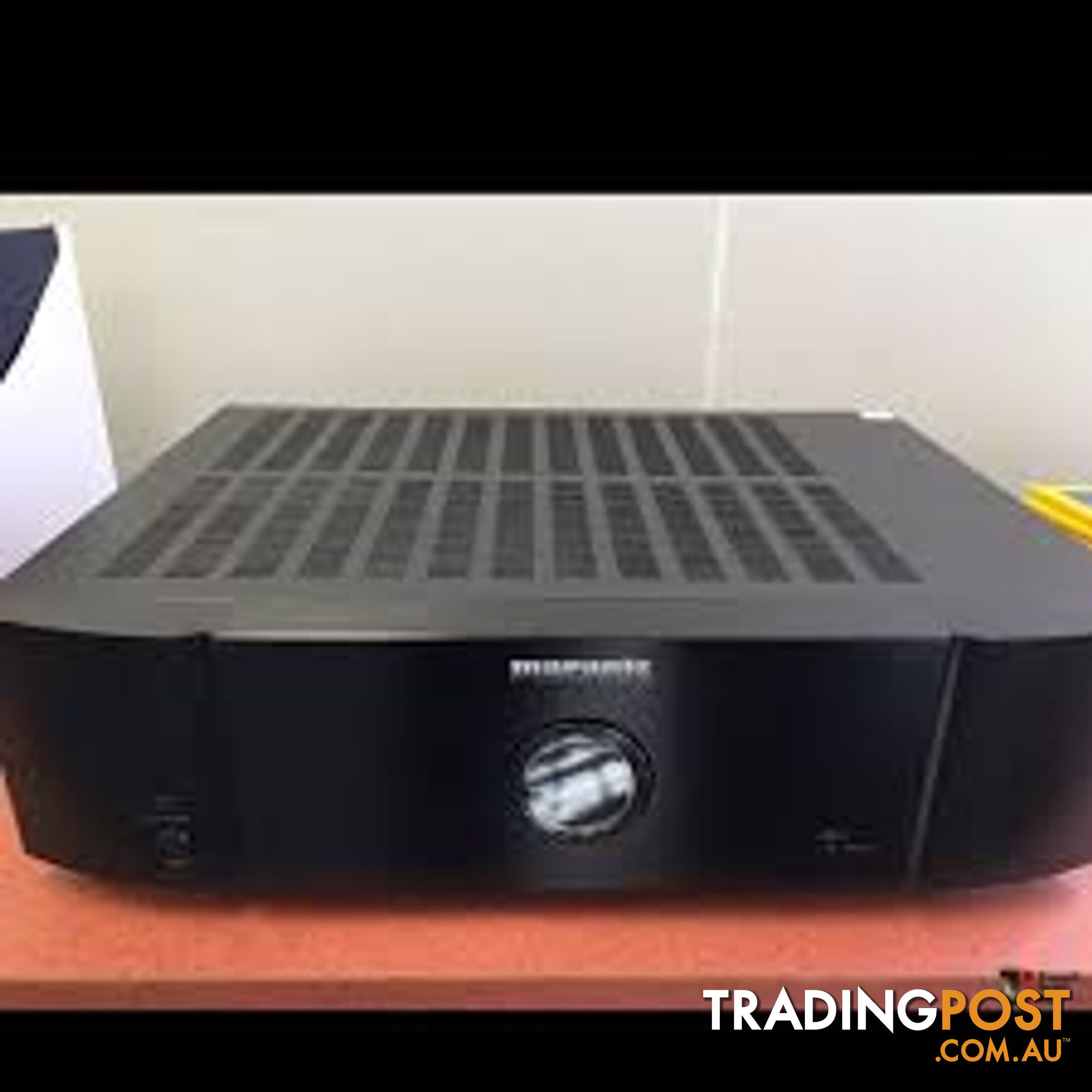 Marantz MM7025 Power Amplifier