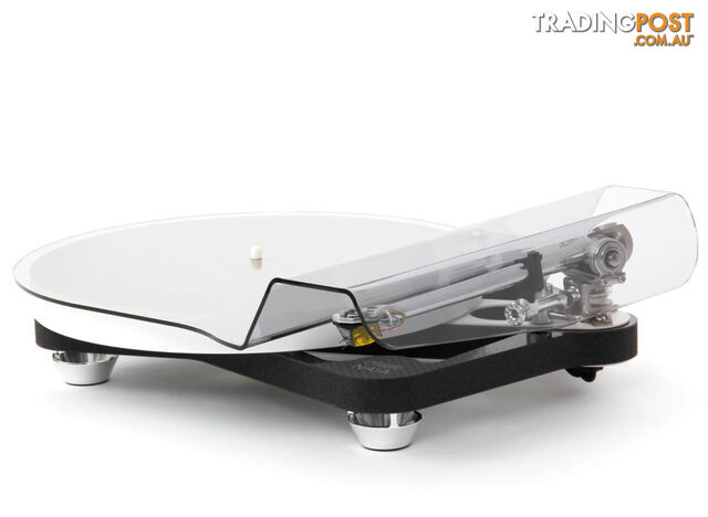 Rega Naia Reference Turntable - photo 2 of 6