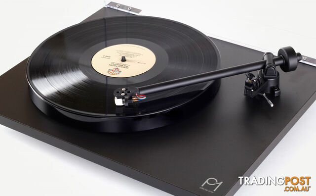 Rega Planar 1 Turntable - photo 2 of 4