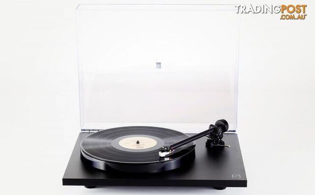 Rega Planar 1 Turntable