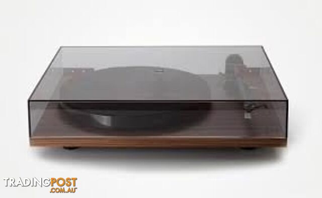 Rega Planar 1 - Walnut