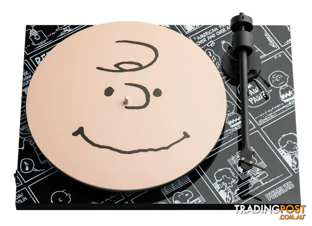 ProJect Peanuts Turntable with Ortofon OM 10 Cartridge