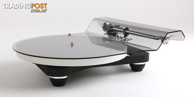 Rega Planar 10 Turntable with Aphelion 2 Cartridge - photo 4 of 8