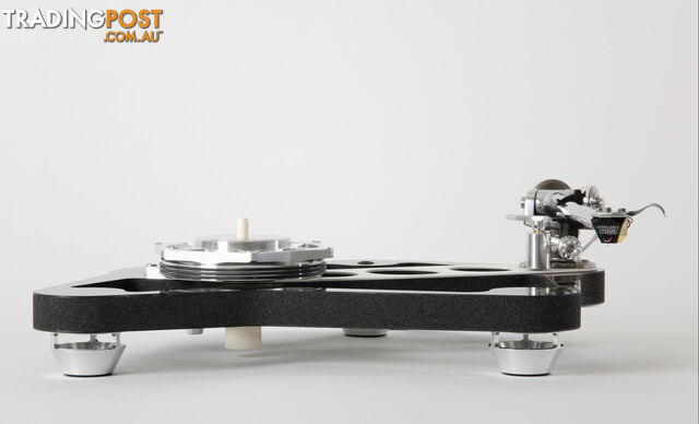 Rega Naia Reference Turntable with Aphelion 2 MC Cartridge - photo 4 of 6