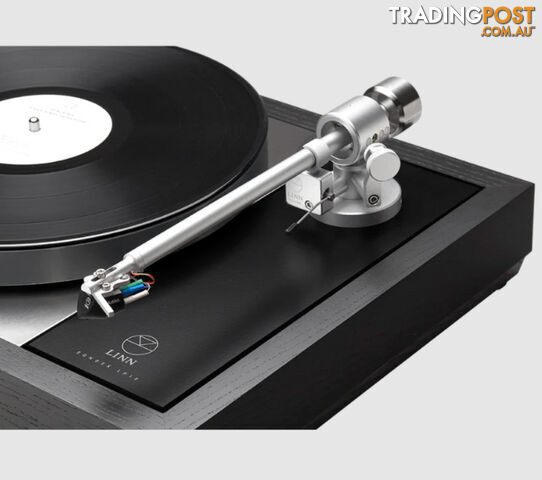 Linn Majik LP12 Turntable in Walnut