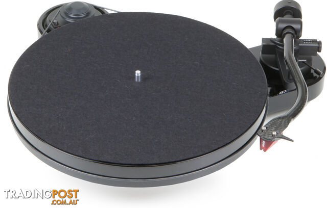 ProJect RPM 1 Carbon Turntable with Ortofon 2M Red Cartridge - photo 3 of 4