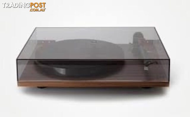 Rega Planar 1 in Walnut - photo 4 of 4