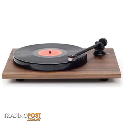 Rega Planar 1 in Walnut