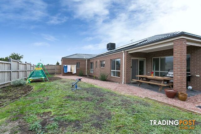 2 Desert Gum Way BROOKFIELD VIC 3338