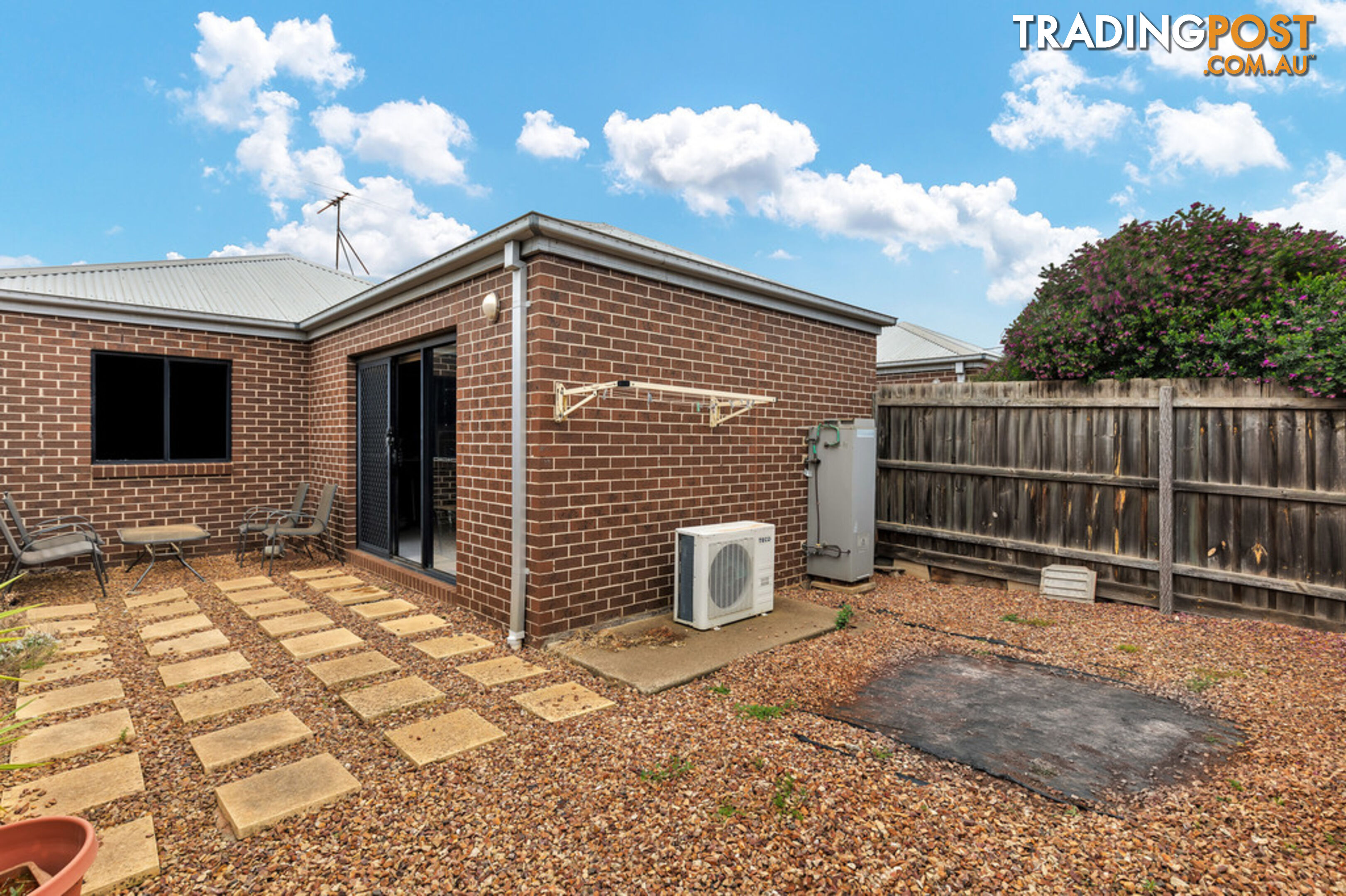 2/3-11 Retford Close WERRIBEE VIC 3030