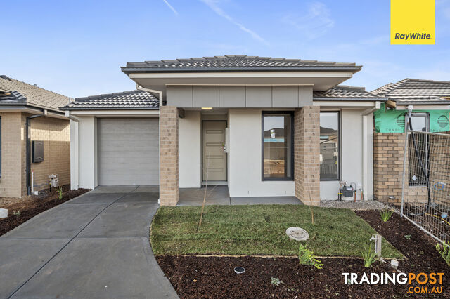 16 Feathertop Avenue WEIR VIEWS VIC 3338