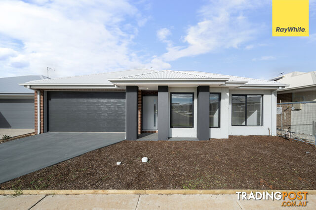 15 Aldrich Street THORNHILL PARK VIC 3335