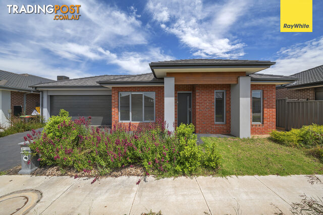 4 Oaky Cres COBBLEBANK VIC 3338
