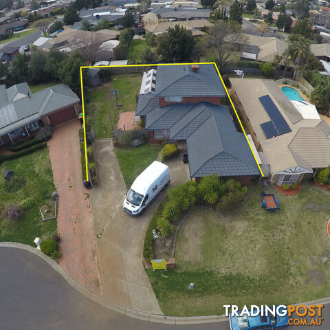 12 Becker Close MELTON WEST VIC 3337