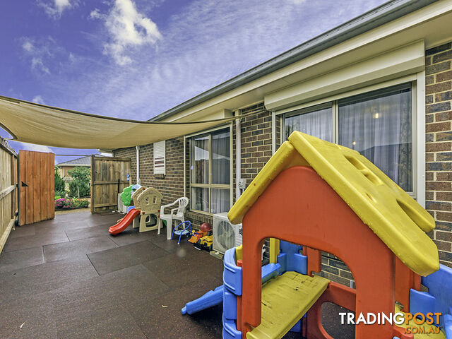 4 Lotus Place BROOKFIELD VIC 3338