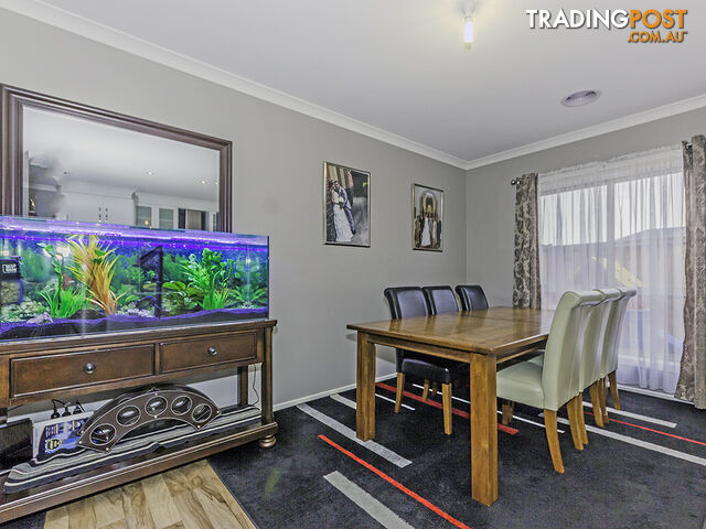 4 Lotus Place BROOKFIELD VIC 3338