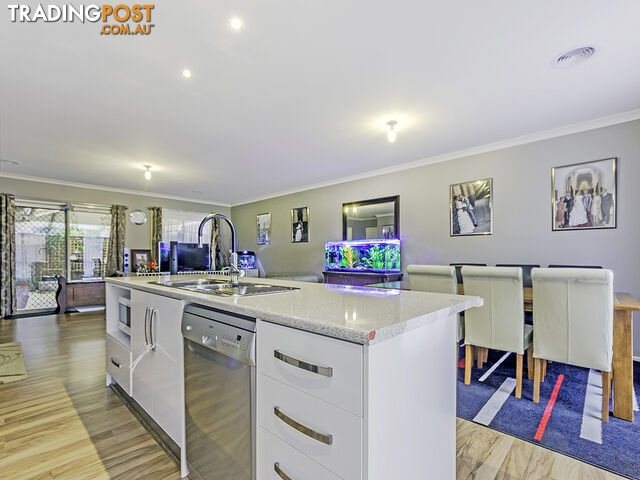 4 Lotus Place BROOKFIELD VIC 3338