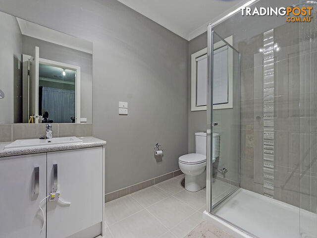 4 Lotus Place BROOKFIELD VIC 3338