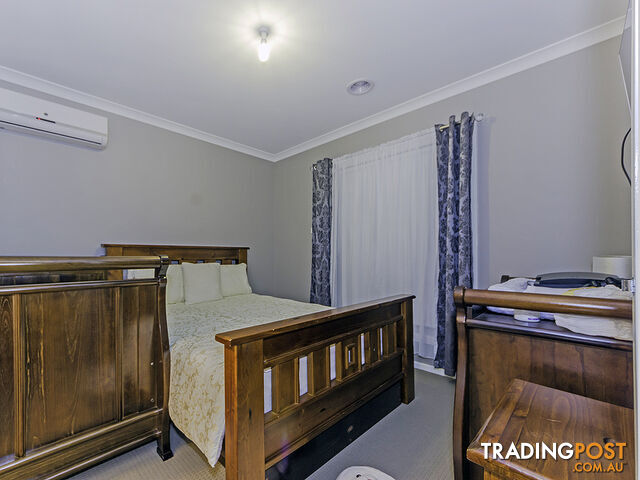 4 Lotus Place BROOKFIELD VIC 3338