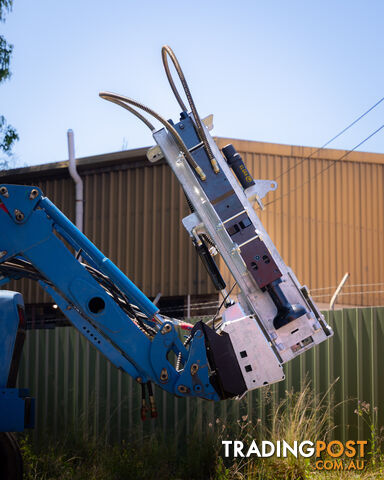 ELGRA SERIES 90 75 CELL HYDRAULIC PERCUSSION POST DRIVER - photo 3 of 7