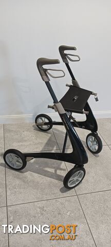 ACRE Lightweight Carbon Fibre Walker