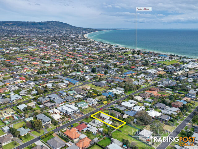 21 Davies Street Safety Beach VIC 3936