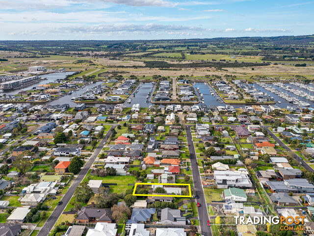 21 Davies Street Safety Beach VIC 3936