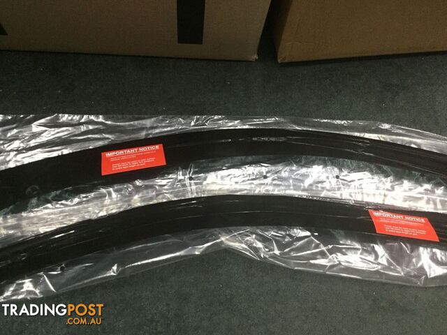Genuine Holden Colorado Front Slimline Smoked Weathershields LS LT LTZ Z71 - photo 3 of 3