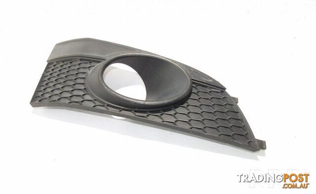 Genuine GM Chevrolet Captiva Front Fog Light Trim/Grill 96945180