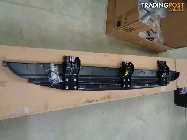 Genuine Holden CG Captiva 7 RH Step Assy