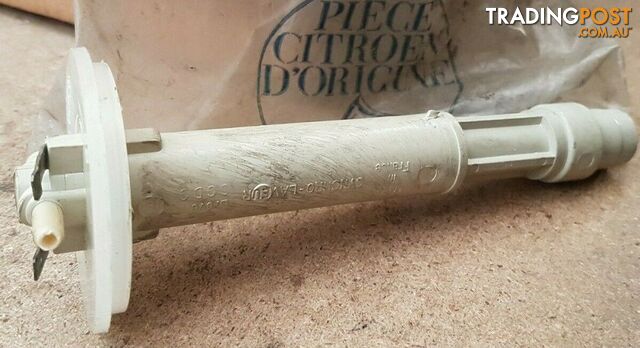 Genuine Citroen GS GSA Axel Front Windscreen Washer Pump 95493720