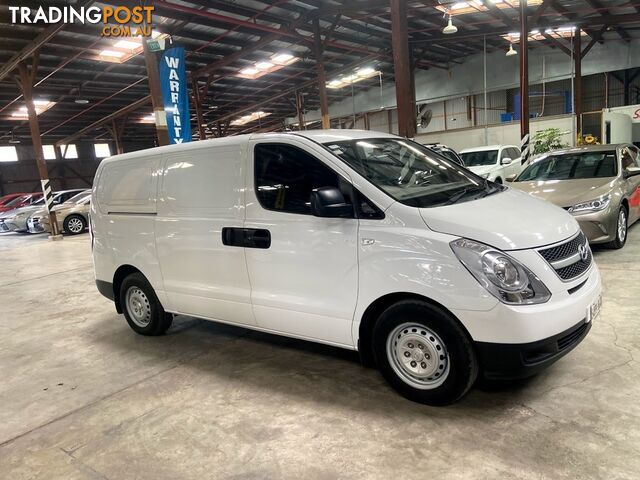 2015 Hyundai iLOAD BodyStyle TQ Series II (TQ3) Van - photo 4 of 36