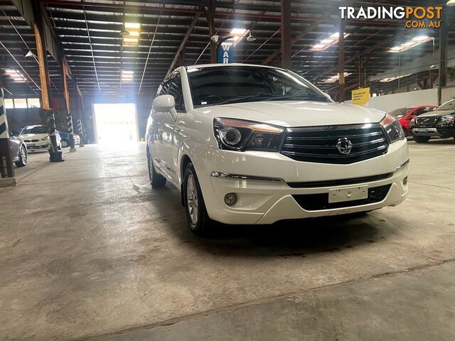 2014 Ssangyong Stavic BodyStyle A100 MY13 Wagon - photo 2 of 36