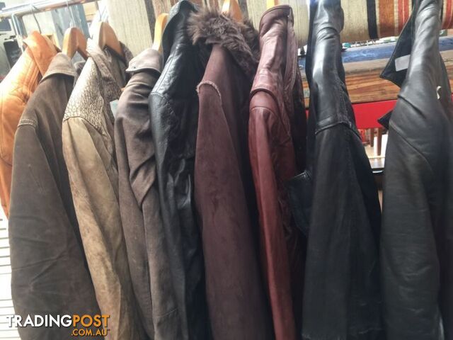 10 vintage leather jackets $90