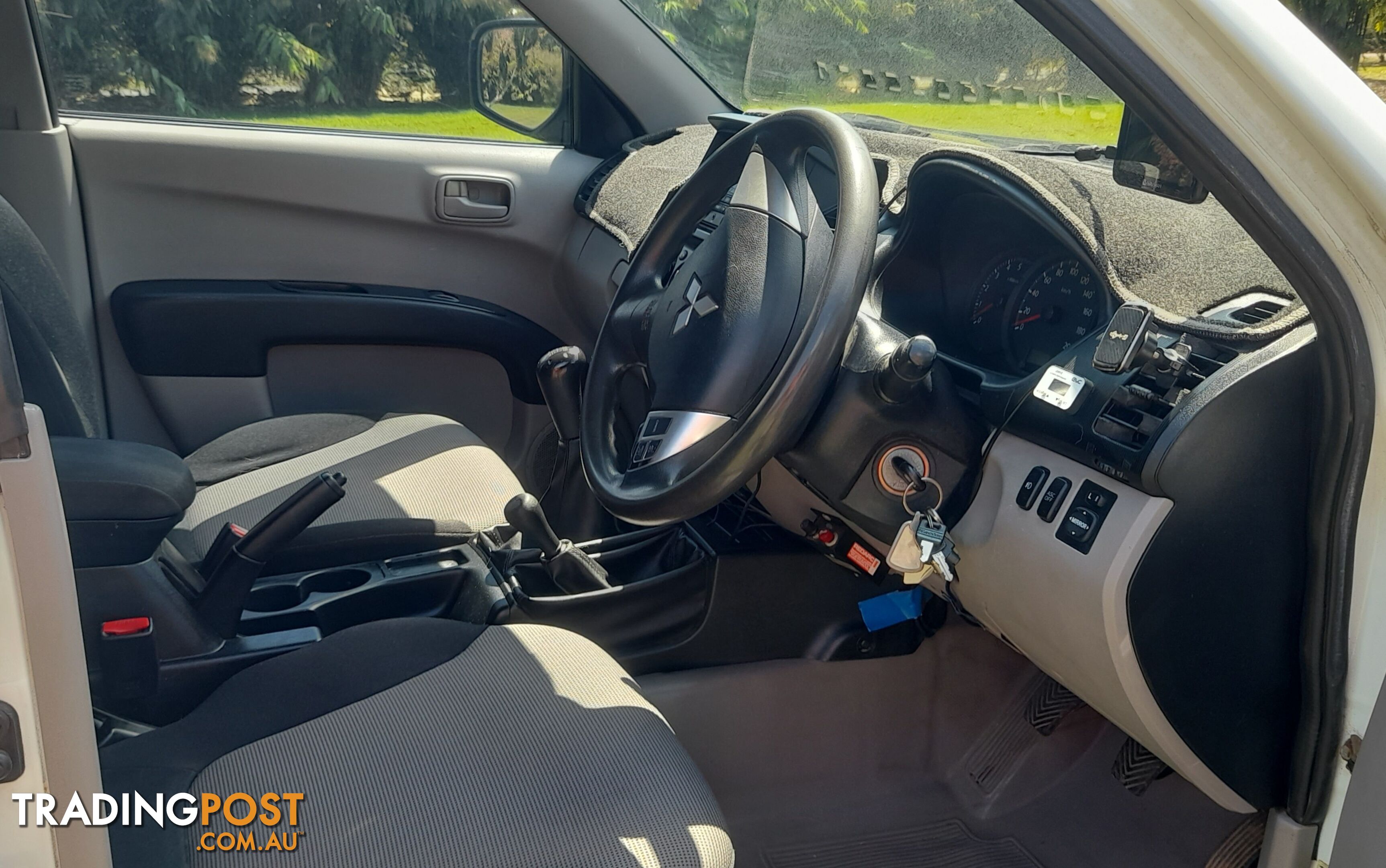 2012 Mitsubishi Triton MN GLX Ute Manual