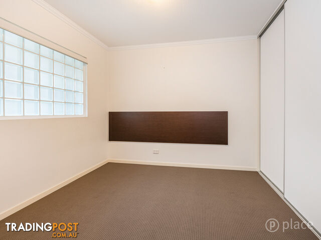 20 24 Allwood Street Indooroopilly QLD 4068