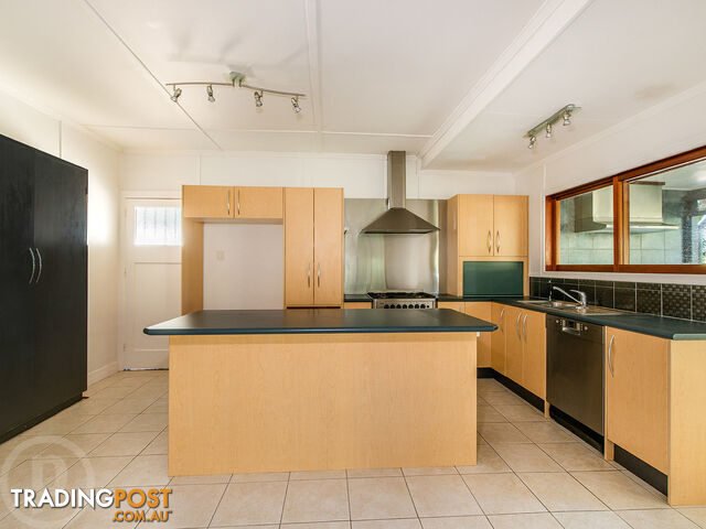 20 Douglas Street Sherwood QLD 4075