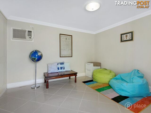 25 Bayford Street OXLEY QLD 4075