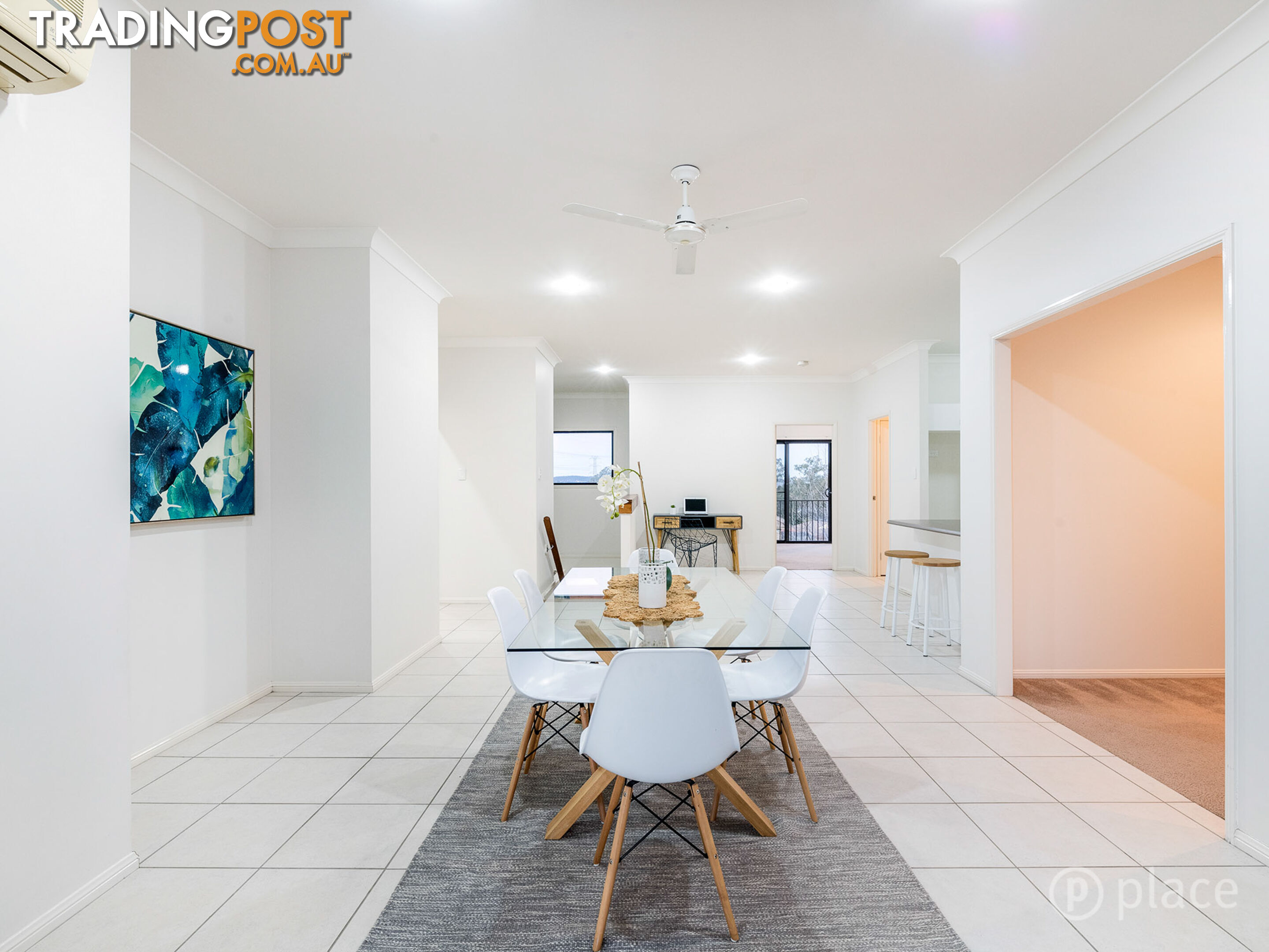 6 York Close Oxley QLD 4075