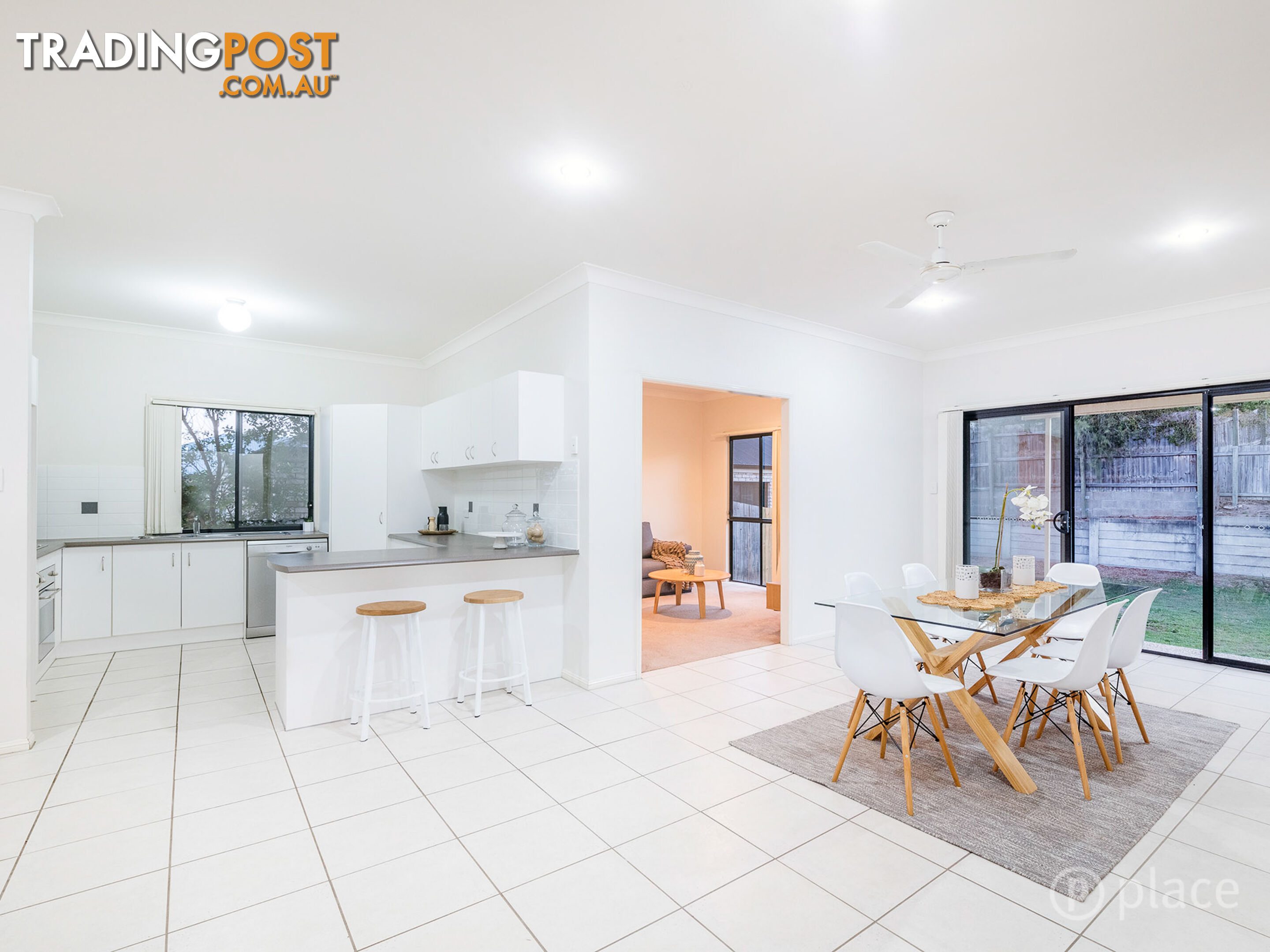 6 York Close Oxley QLD 4075