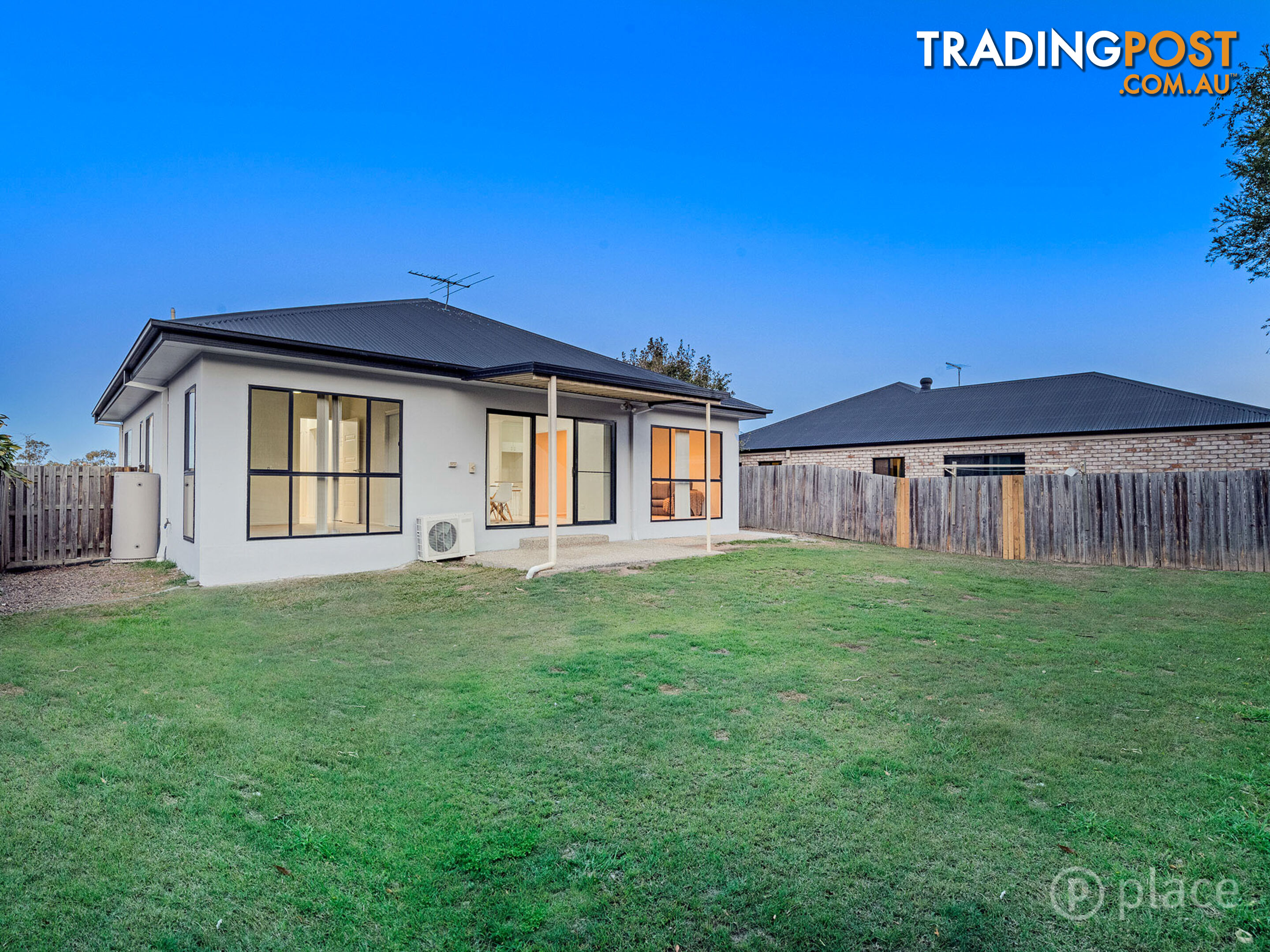 6 York Close Oxley QLD 4075